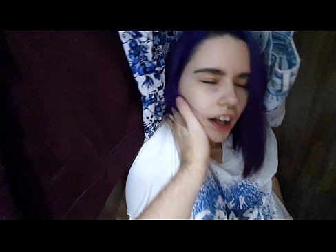 ❤️ Lorg mi mo sis anns a’ chlòsaid agus chuidich i cum ❤ Bhidio porn aig porn gd.mobilecric.top ☑